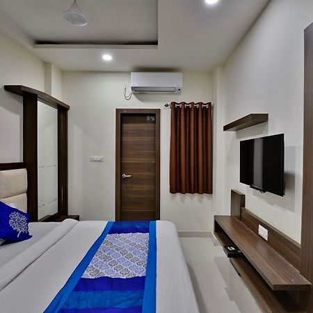 Hotel Amar Palace Ujjain Ngoại thất bức ảnh