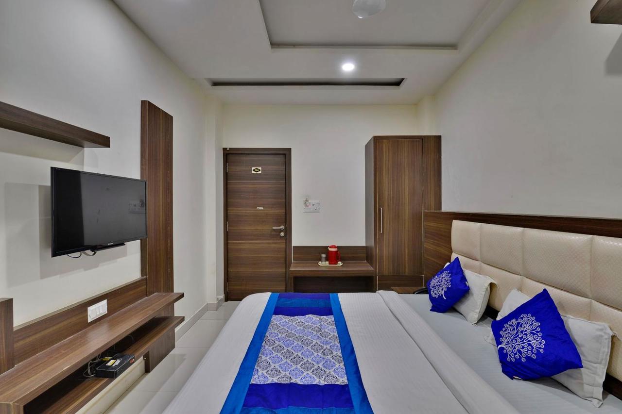 Hotel Amar Palace Ujjain Ngoại thất bức ảnh